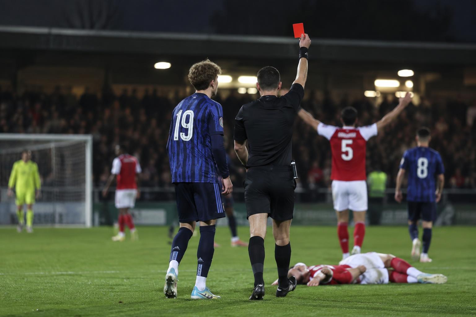 Dowman red card deepens Arsenal's problems after Fleetwood cup shock